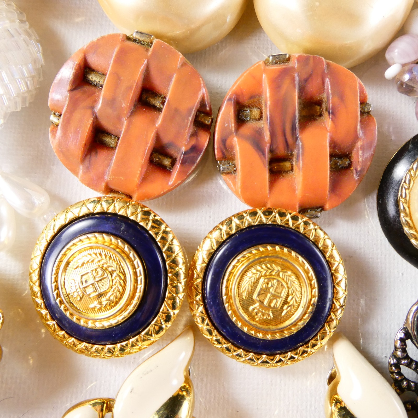 Vintage Clip On Earrings Jewelry Lot 26 Pairs Some Signed Napier Coro Carolee