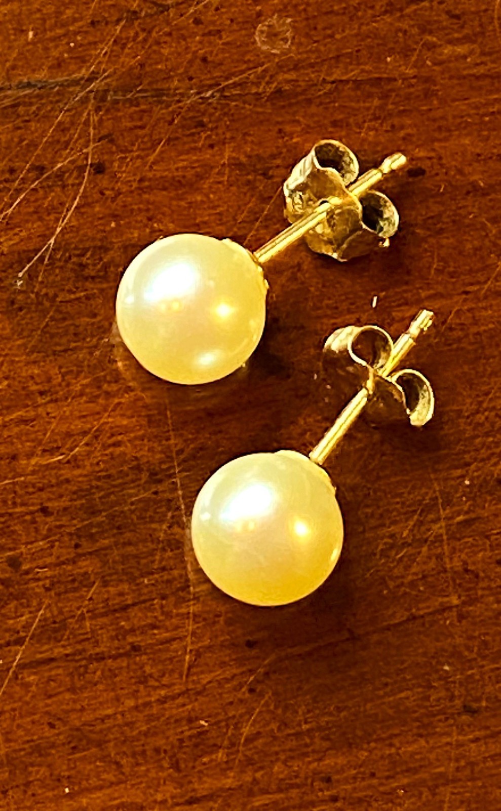 Vintage 14k Yellow Gold 6mm Pearl Stud Earrings **FREE SHIPPING AND GIFT BOX**