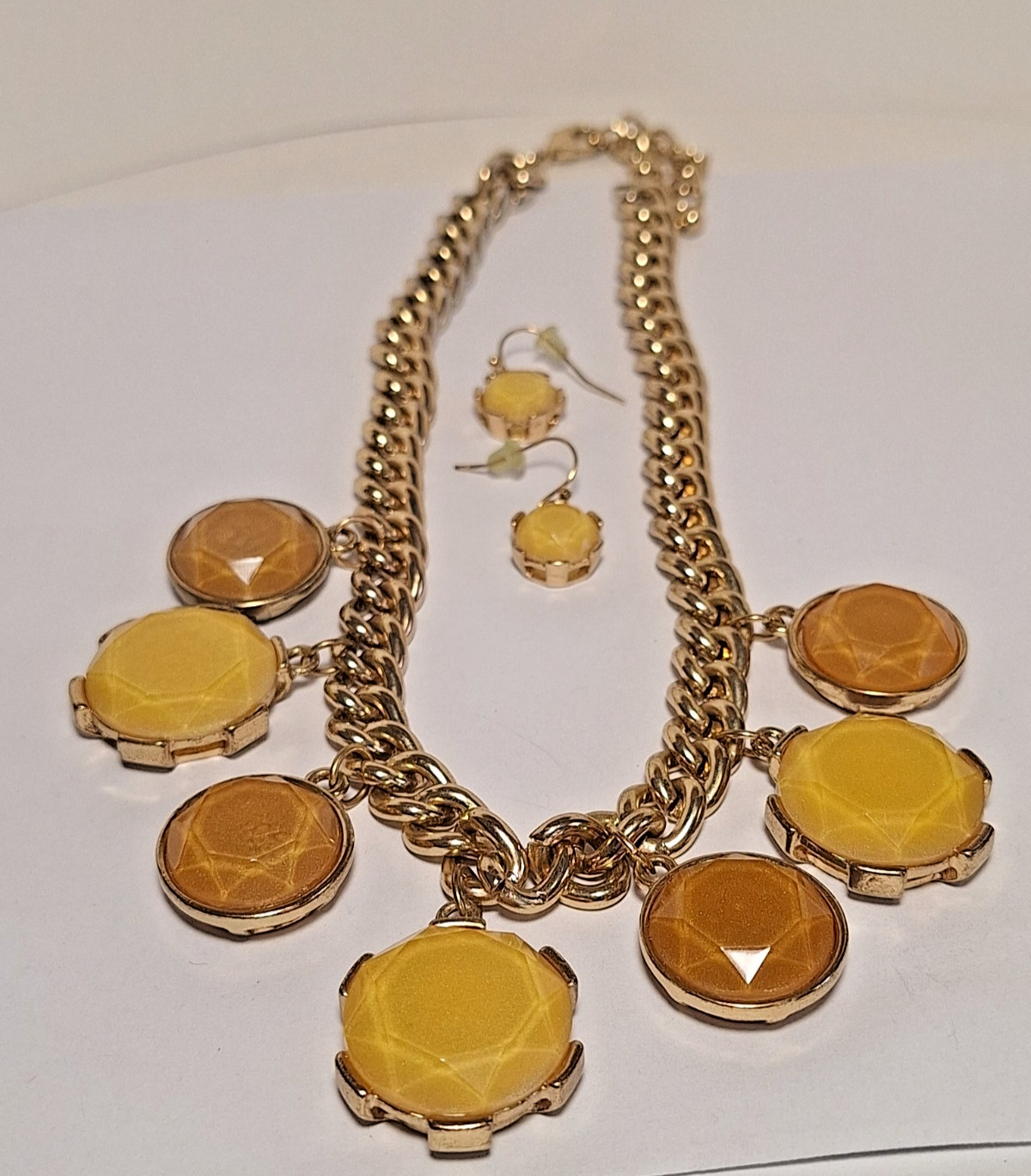 Vintage Yellow Stones & Gold-Toned Chunky Chain Statement Necklace & Earring Set