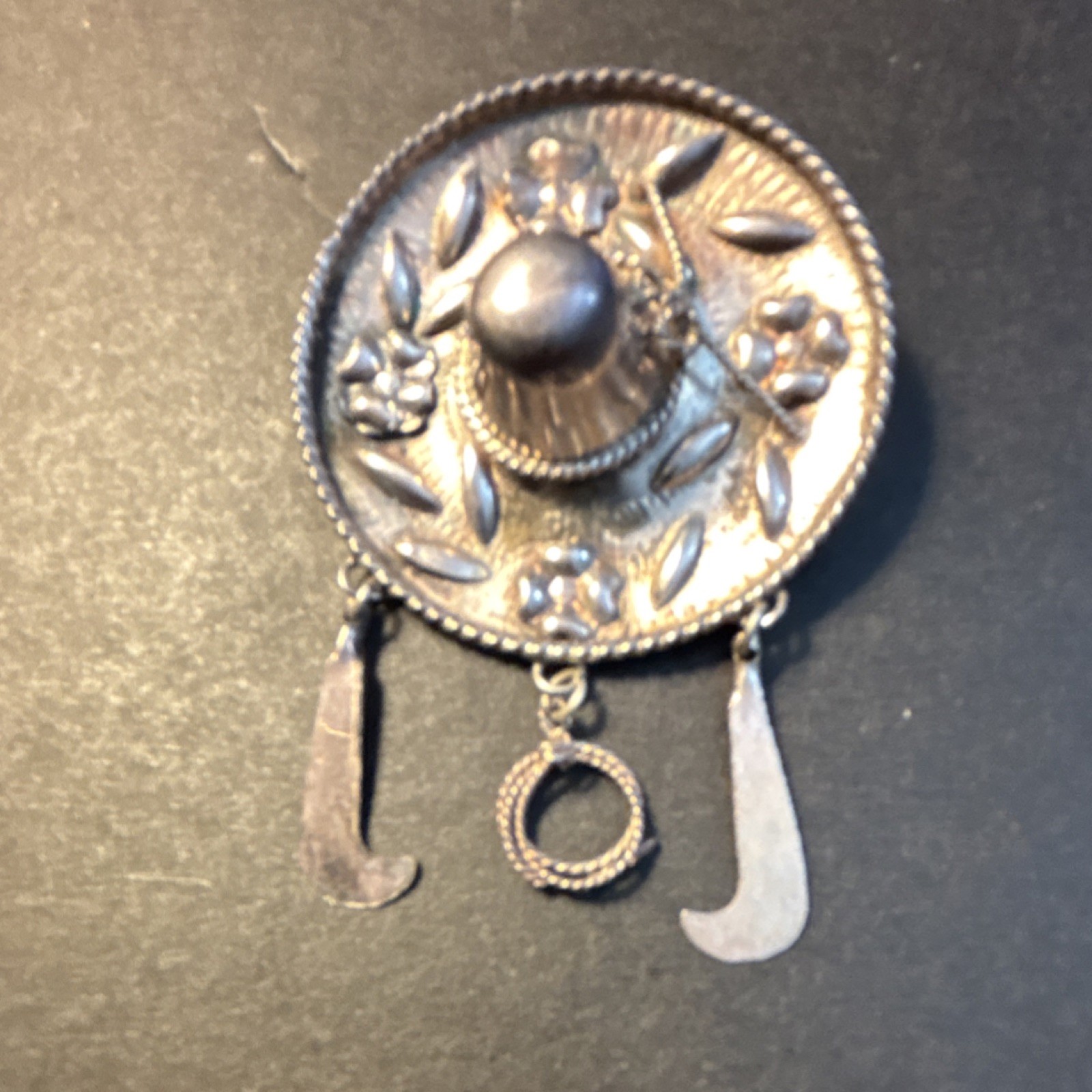 Vintage Silver Tone Round Floral Dangle Brooch Pin – Women’s Metal No Stone