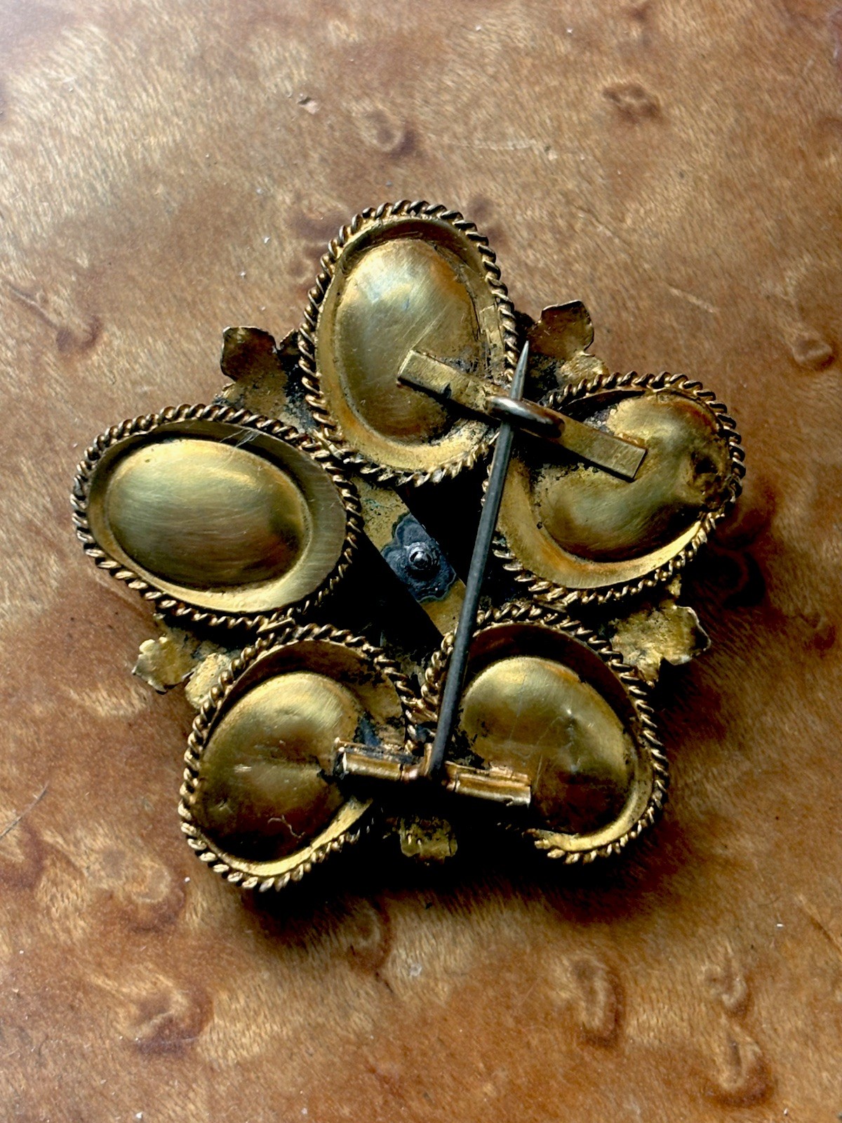 Antique Victorian Egyptian Five Real Scarab Beetles Gold Plated Brooch