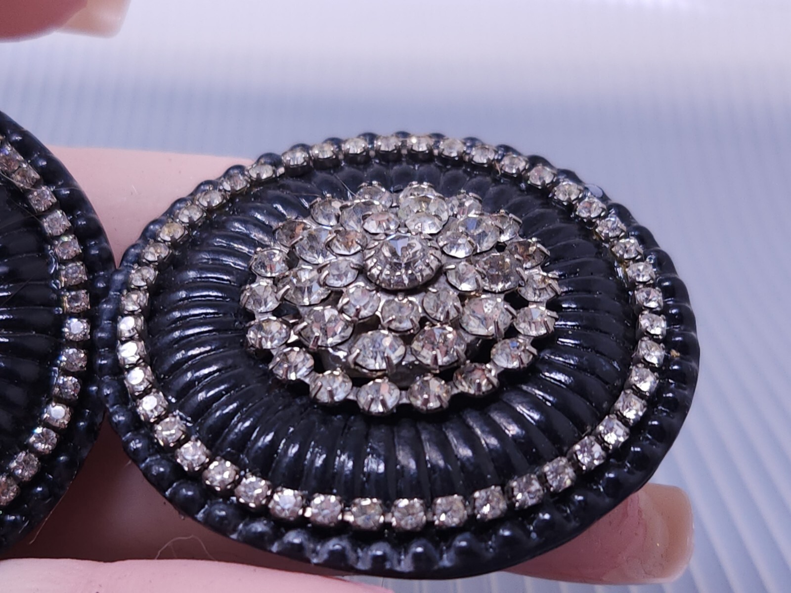 Vintage Jeff Lieb White Rhinestone Black Lucite Round Clip on Earrings