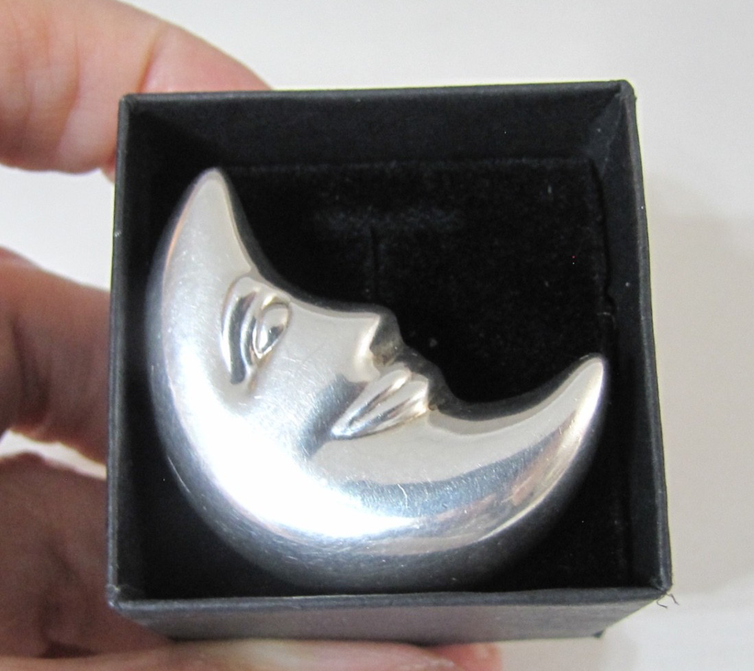 Sterling Silver Crescent Moon Pin Brooch Celestial Smiling Face Vintage SU 925