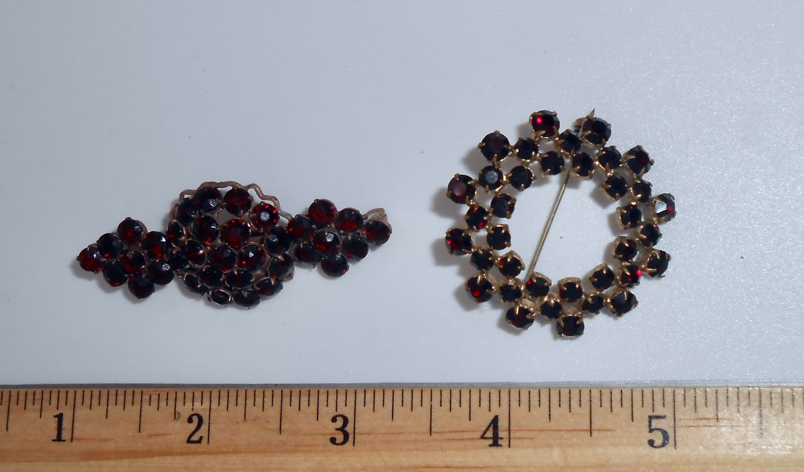 Vintage Deep Red Garnet Style ( Bohemian Garnet ?) Brooch Pin Lot of 2 J17