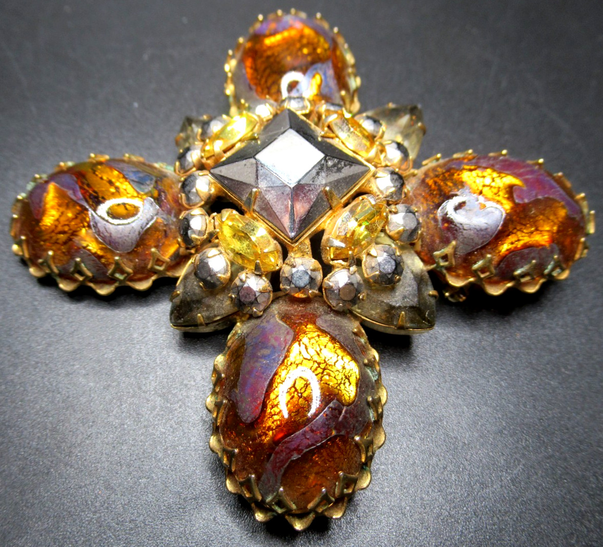 SCHREINER Amazing Tiger Striped Unusual Glass Stone Cross Vintage Pin Brooch