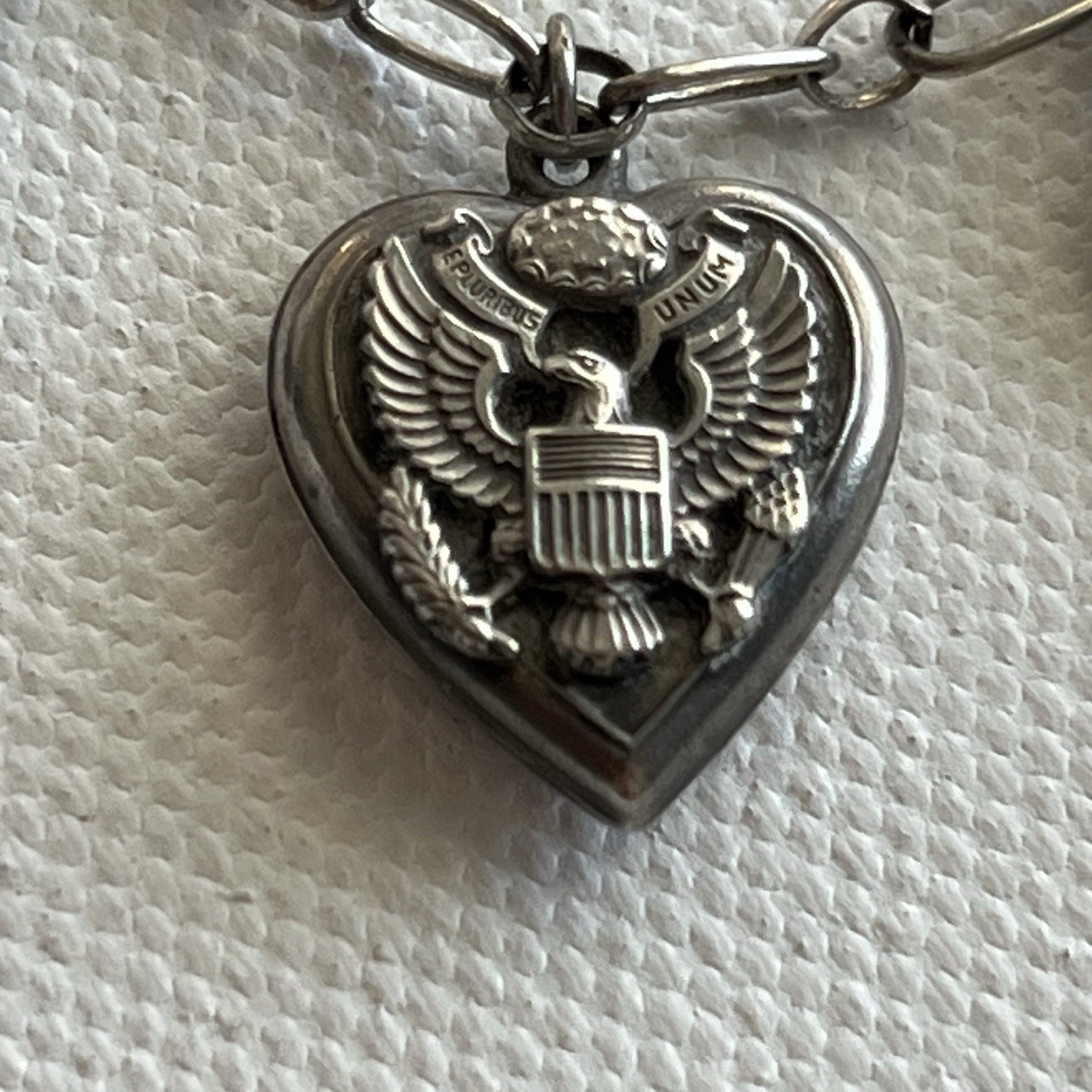 Vintage WW2 Puffy Hearts Necklace Forget Me Not GREAT SEAL Patriotic Military