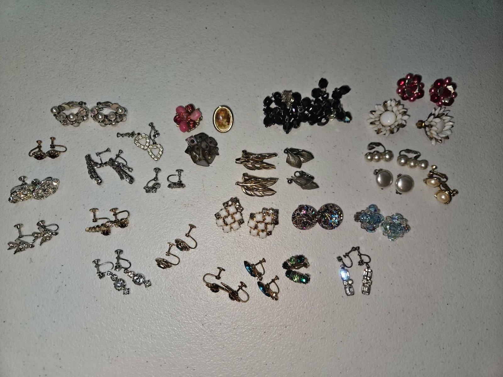 Vintage Antique Estate Earring Lot Japan Hong Kong Pearls Rhinestones