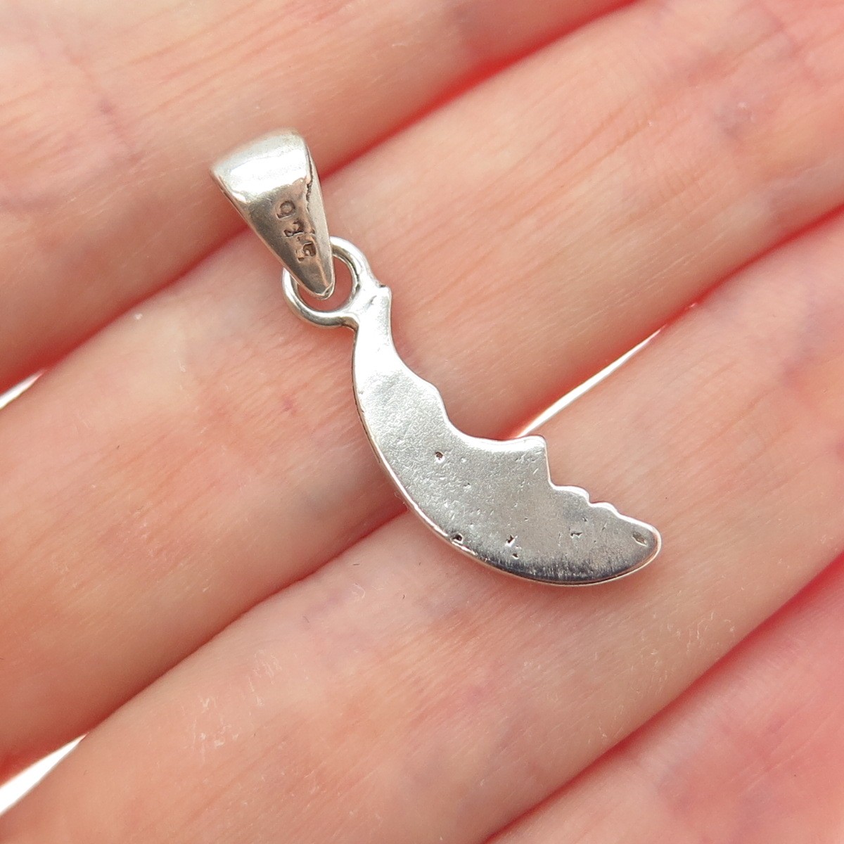 925 Sterling Silver Vintage Man in the Moon Crescent Oxidized Charm Pendant