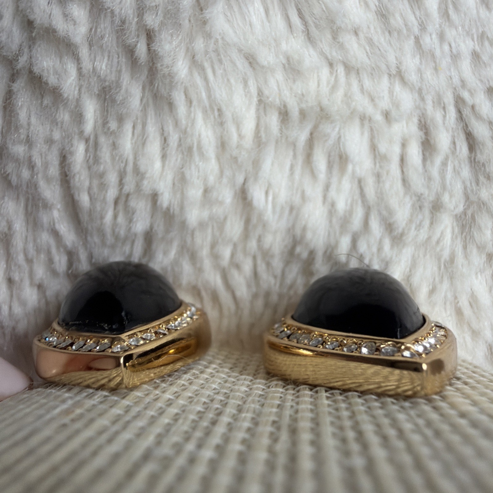 CHRISTIAN DIOR VINTAGE SIGNED TEARDROP SHAPE BLACK & RHINESTONES CLIP EARRINGS
