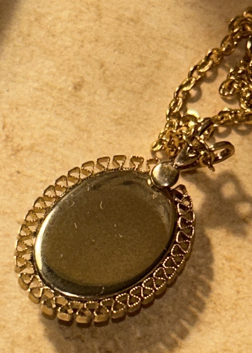 Vintage Kanaloa Pacifica Hawaii Black Coral Necklace Gold Plated Pendant Box 16”