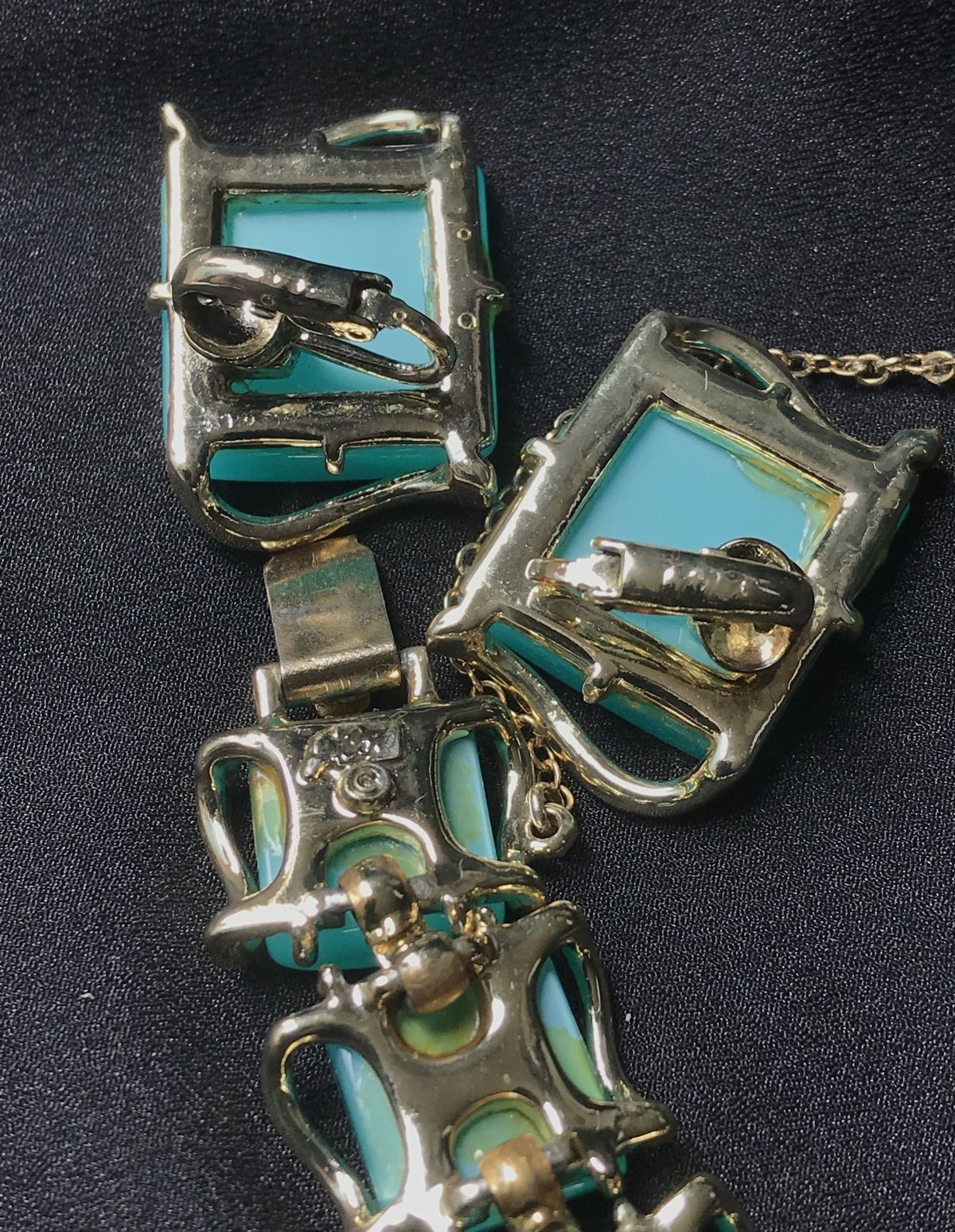 Vintage Link Style Teal Moonglow Thermoset/Lucite Bracelet & Earring Set – MINT