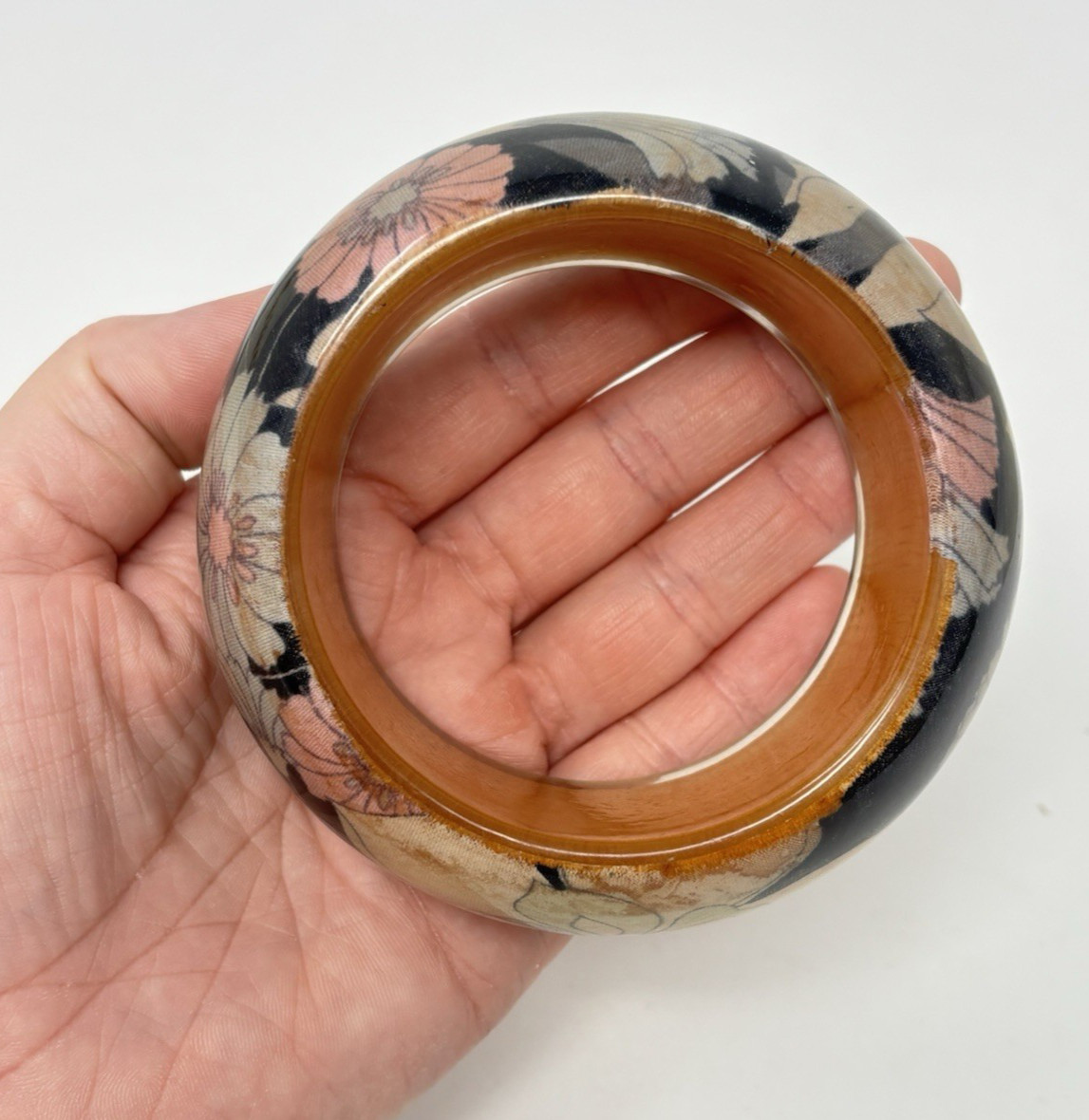 Vintage Chunky Floral Encased Wood Bangle Bracelet Y2K Boho 8″ Stackable