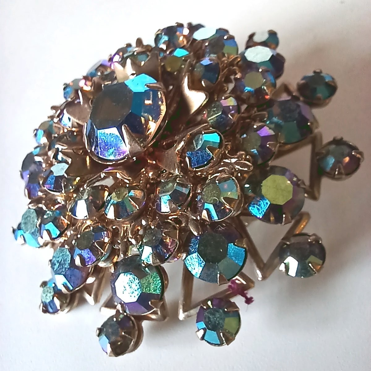 Vintage Layered Gold-tone Brooch w Purple-Blue Aurora Borealis Rhinestones