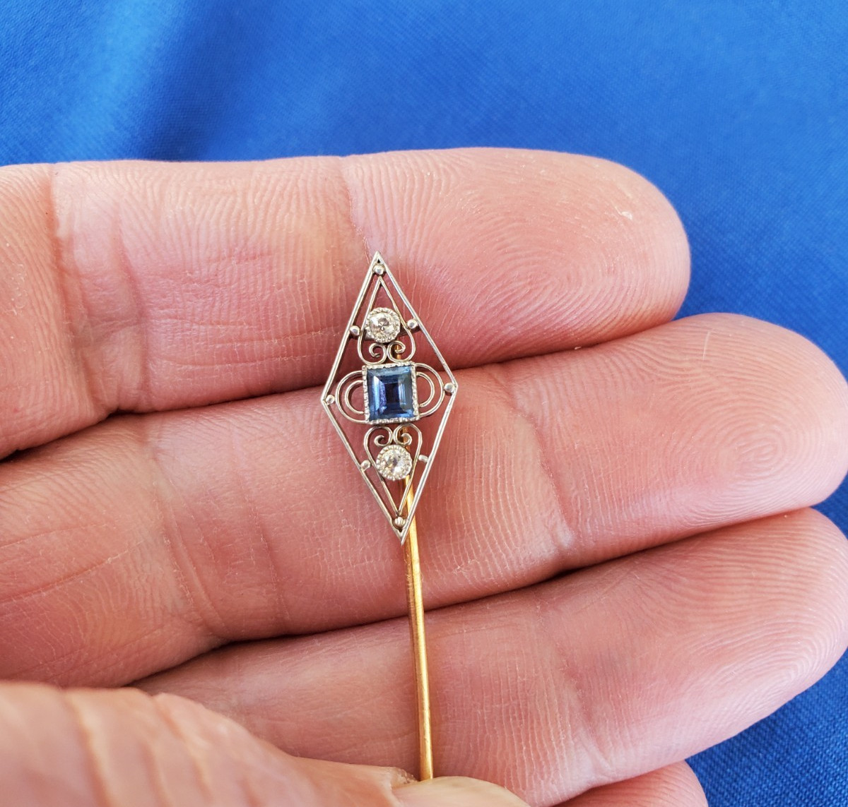 Original EARTH MINED Diamond Deco Pin 1920s Vintage Platinum Sapphire 14K GOLD