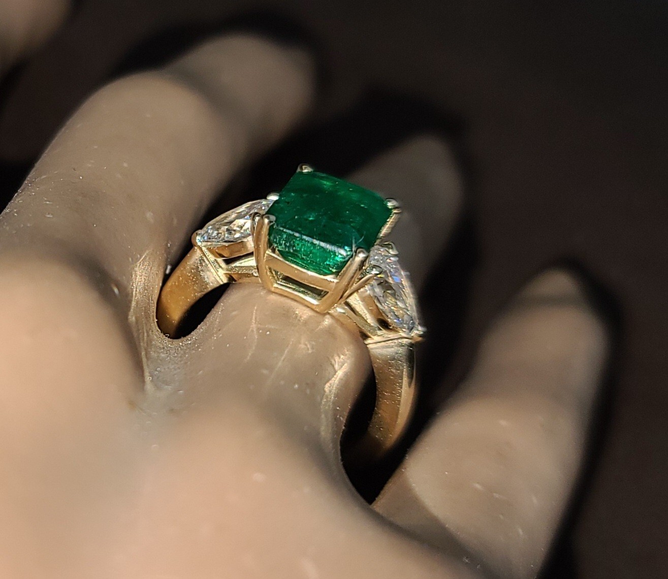 14k Yellow Engagement Ring 4.37ct. Natural Green Emerald Rectangular Shape