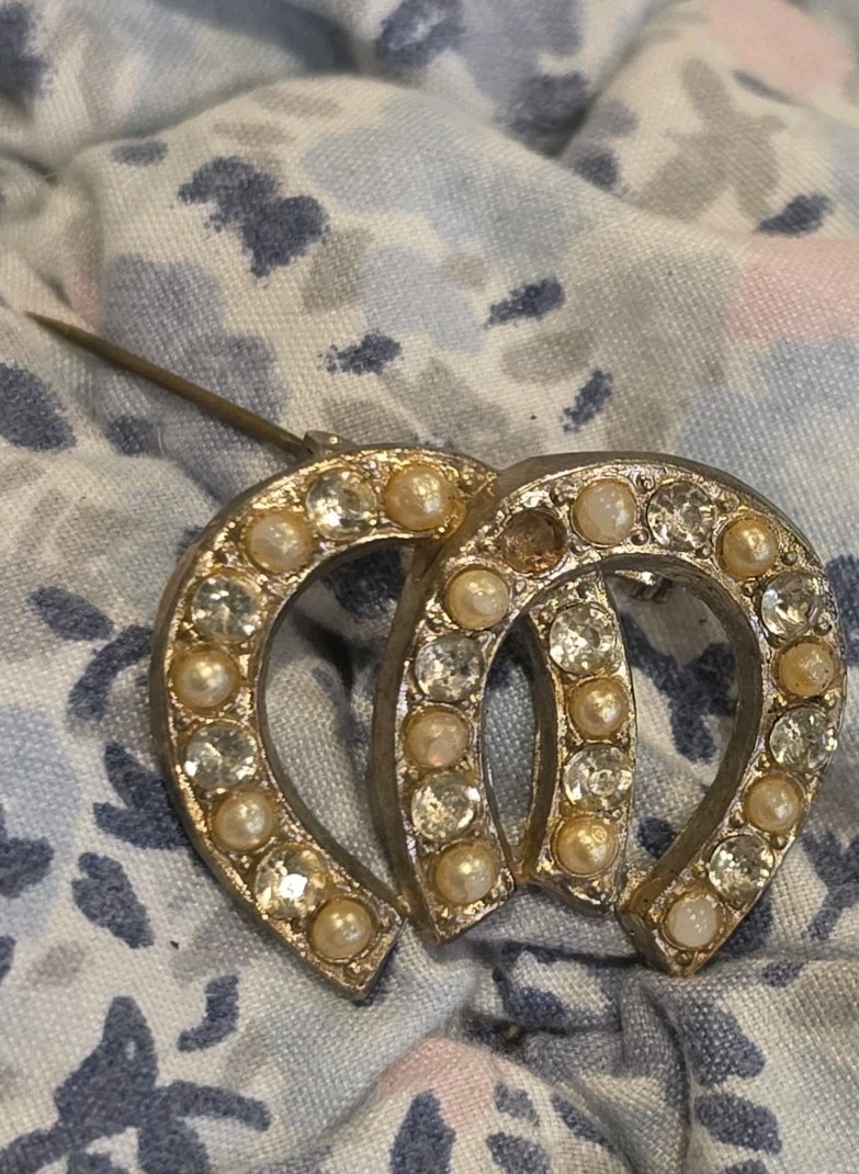 Vintage MCM Silver Tone Double Horseshoe Brooch Faux Pearl Rhinestone Lucky Pin