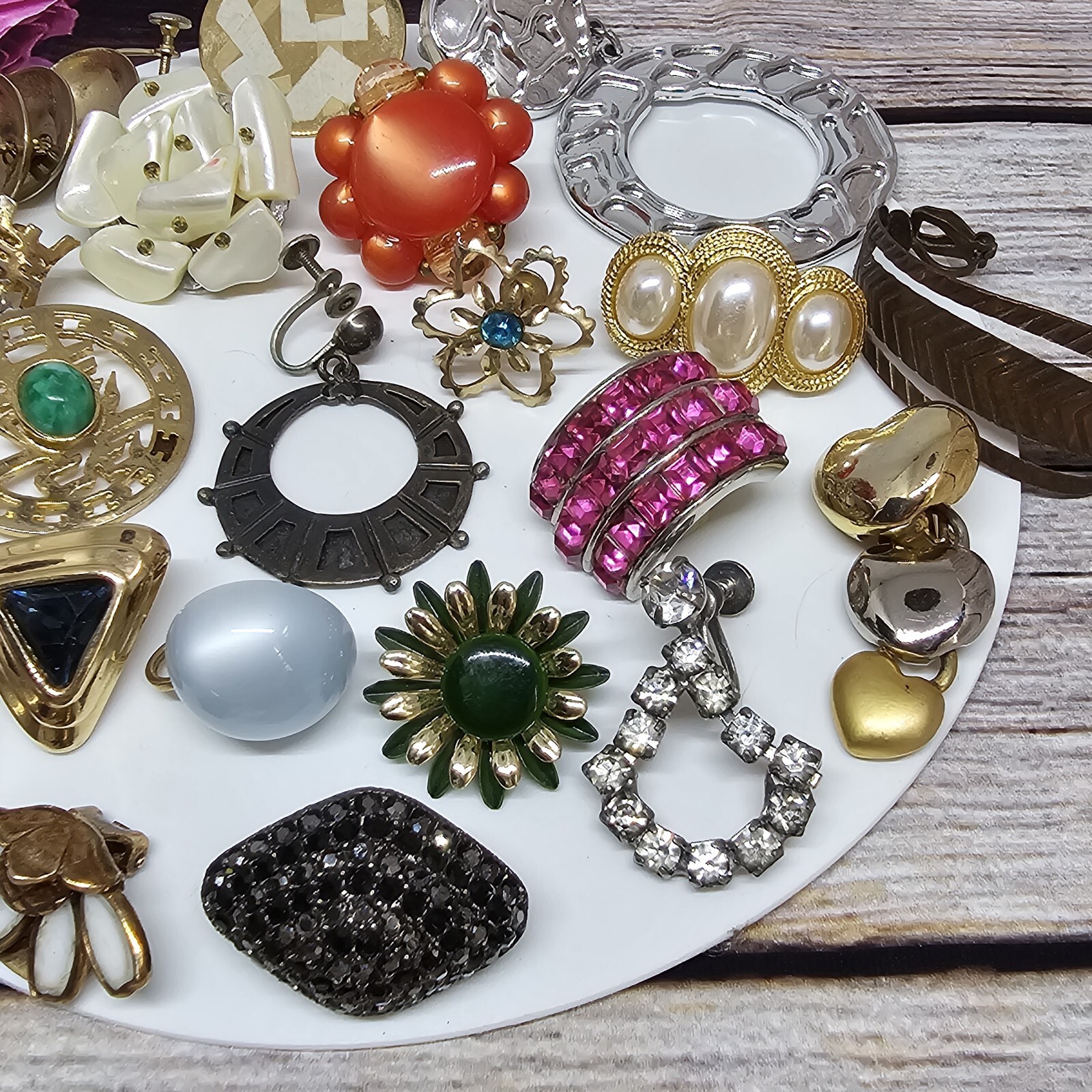 Single Mismatched Vintage Earrings Lot 70’s 80’s Retro Mod Statement Clip On