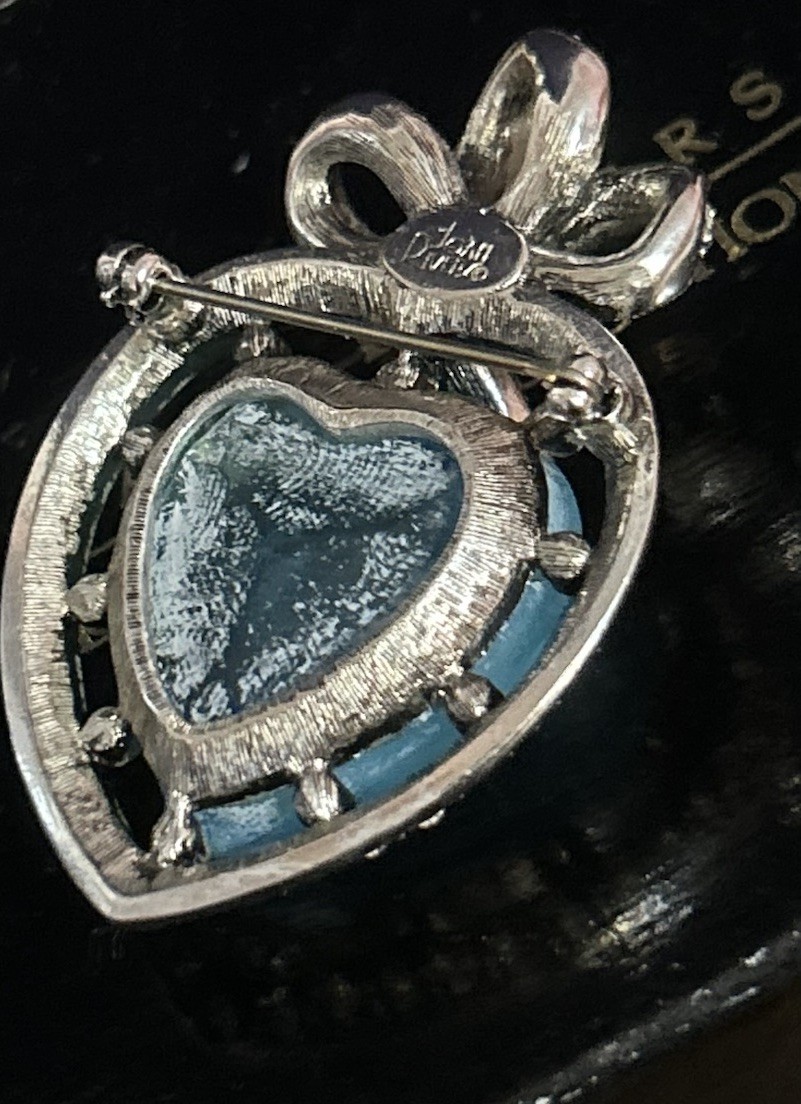 Vtg Signed Joan Rivers Blue Heart Crystal Rhinestone Bow Brooch Pin w Box QVC 2”