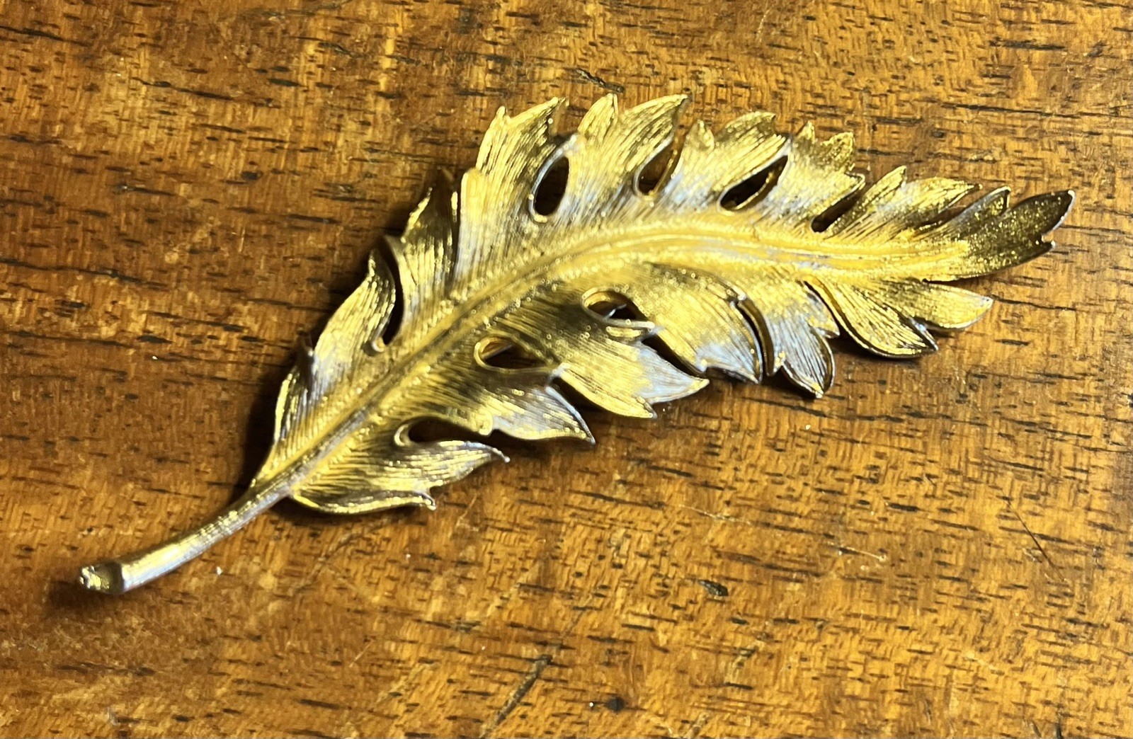 9 Vintage Signed Gold Toned Brooches (Coro, Kramer, Tifari)