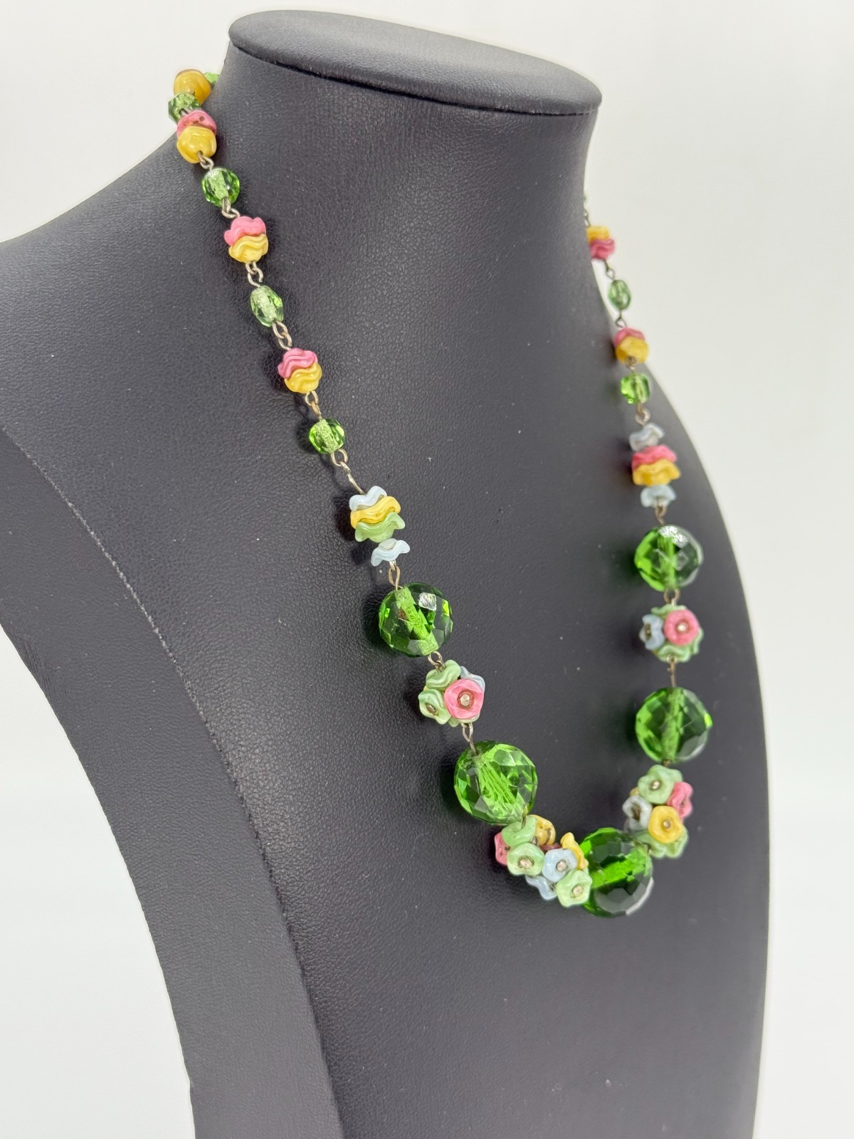 VTG Czech Glass Flower Beaded Necklace Multicolor Gold Tone It Glows Estate Find