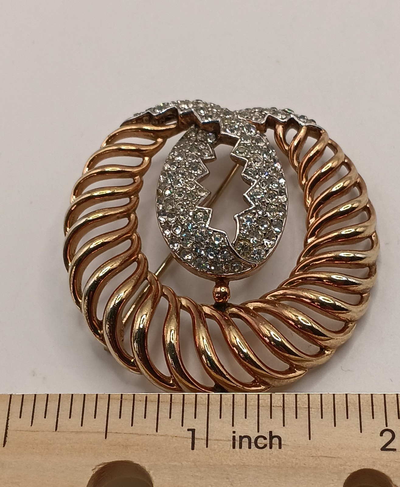 Vintage TRIFARI Pat Pend Rhinestone Swirl Brooch Pin Gold Tone Two Tone Circular