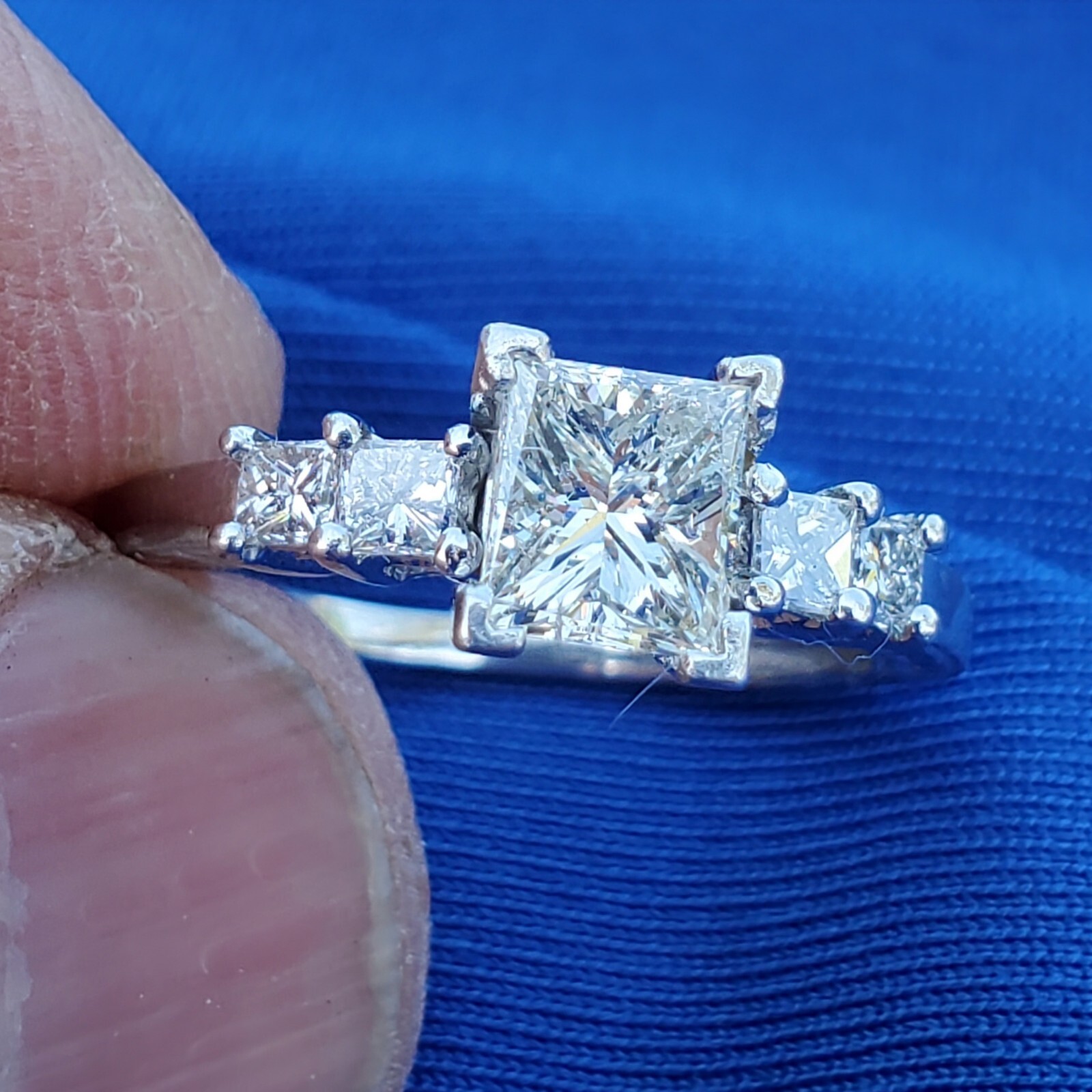 Original EARTH MINED DIAMOND Princess Engagement Ring 1 carat PLATINUM Solitaire