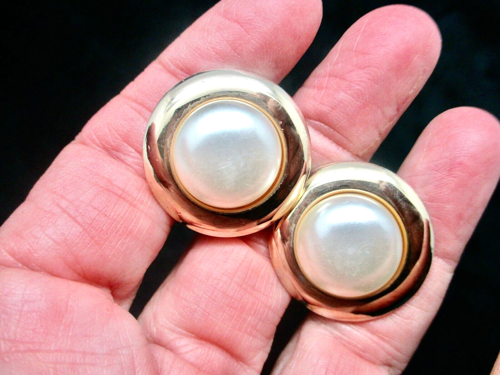 Vintage Sarah Coventry 1963 “Fashionette” Gold Tone Clip Earrings