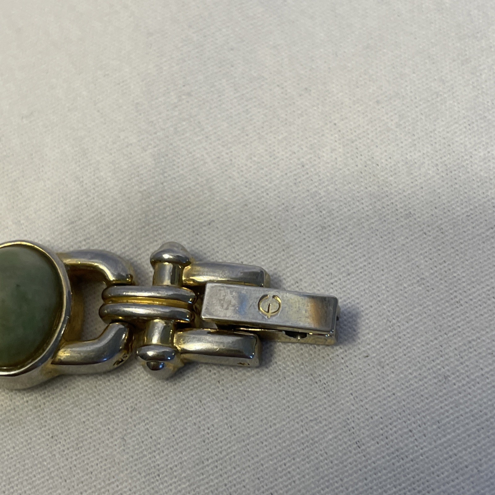VTG Elgin II Women Carved Green Jade Jadeite Link Stone Bracelet 7 in
