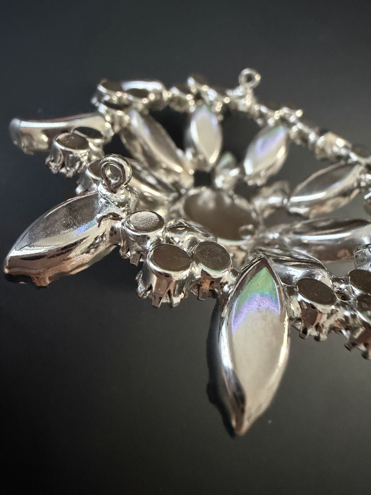 Vintage Starburst White Pearl Clear Rhinestone Silver Tone Pendant