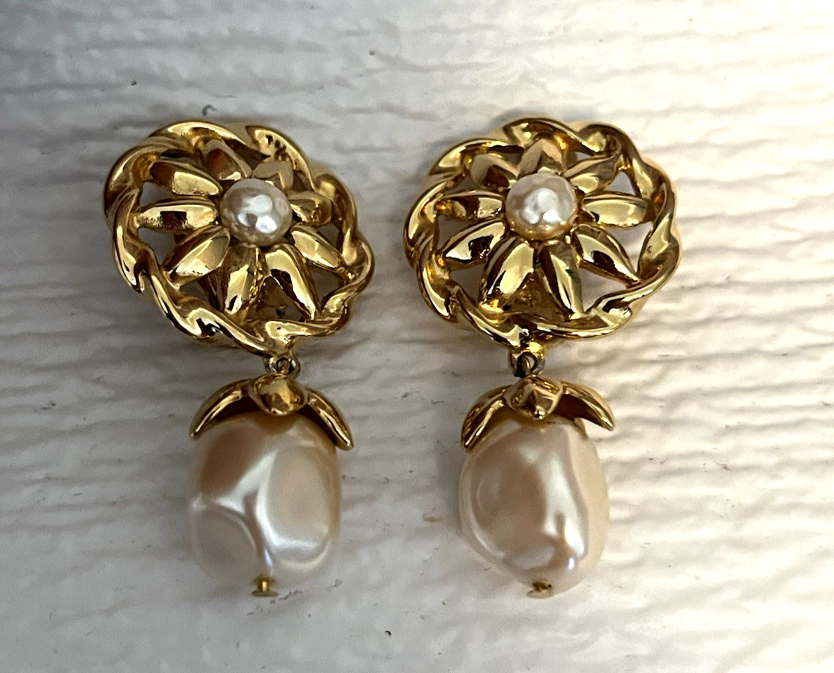 Vintage Givenchy Paris NY Earrings Golden Pearl Cabochon 2” Dangle Drop Clip On