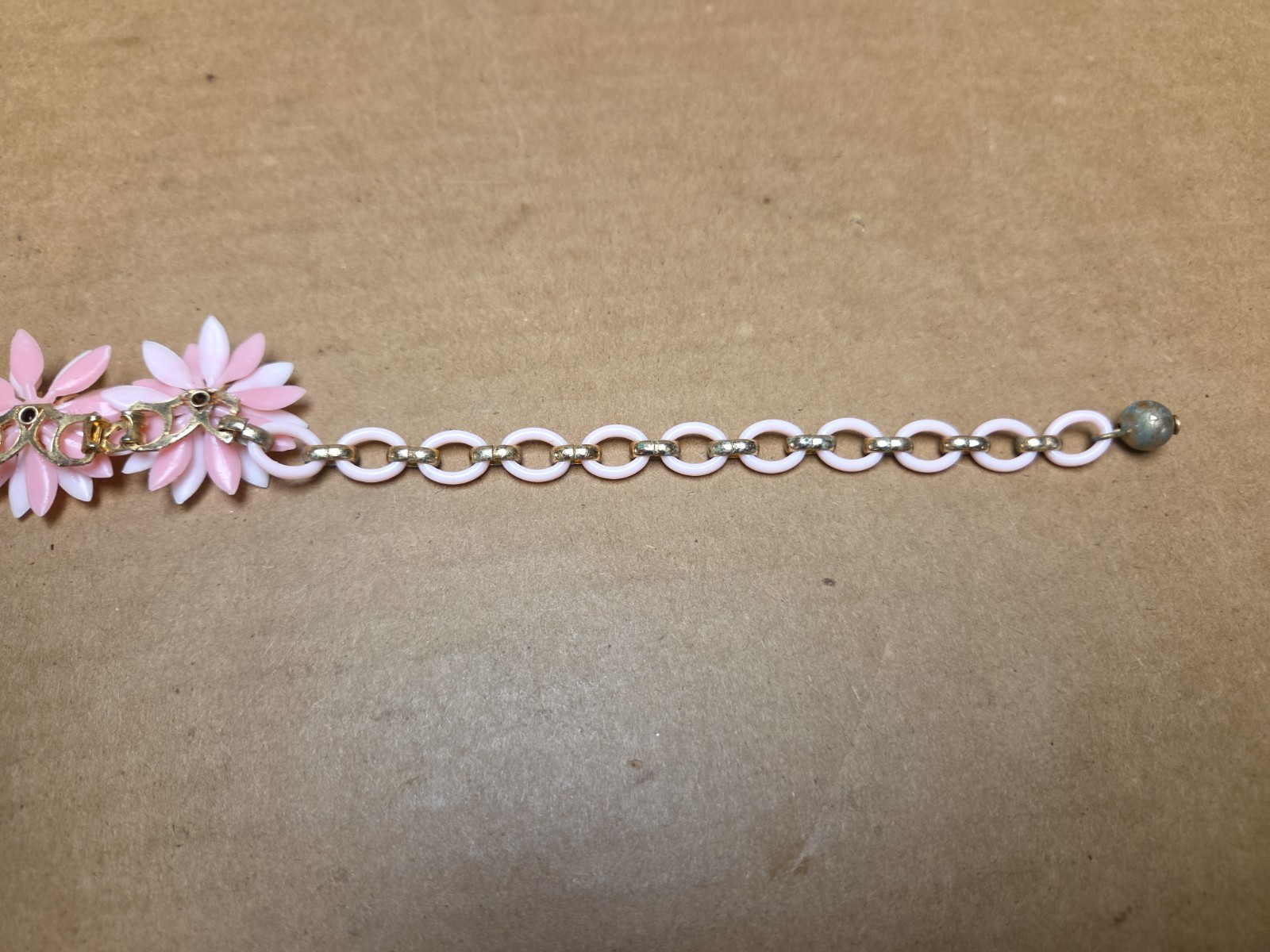 Vtg Coro Pink Plastic Flower Choker Necklace *SEE PICS