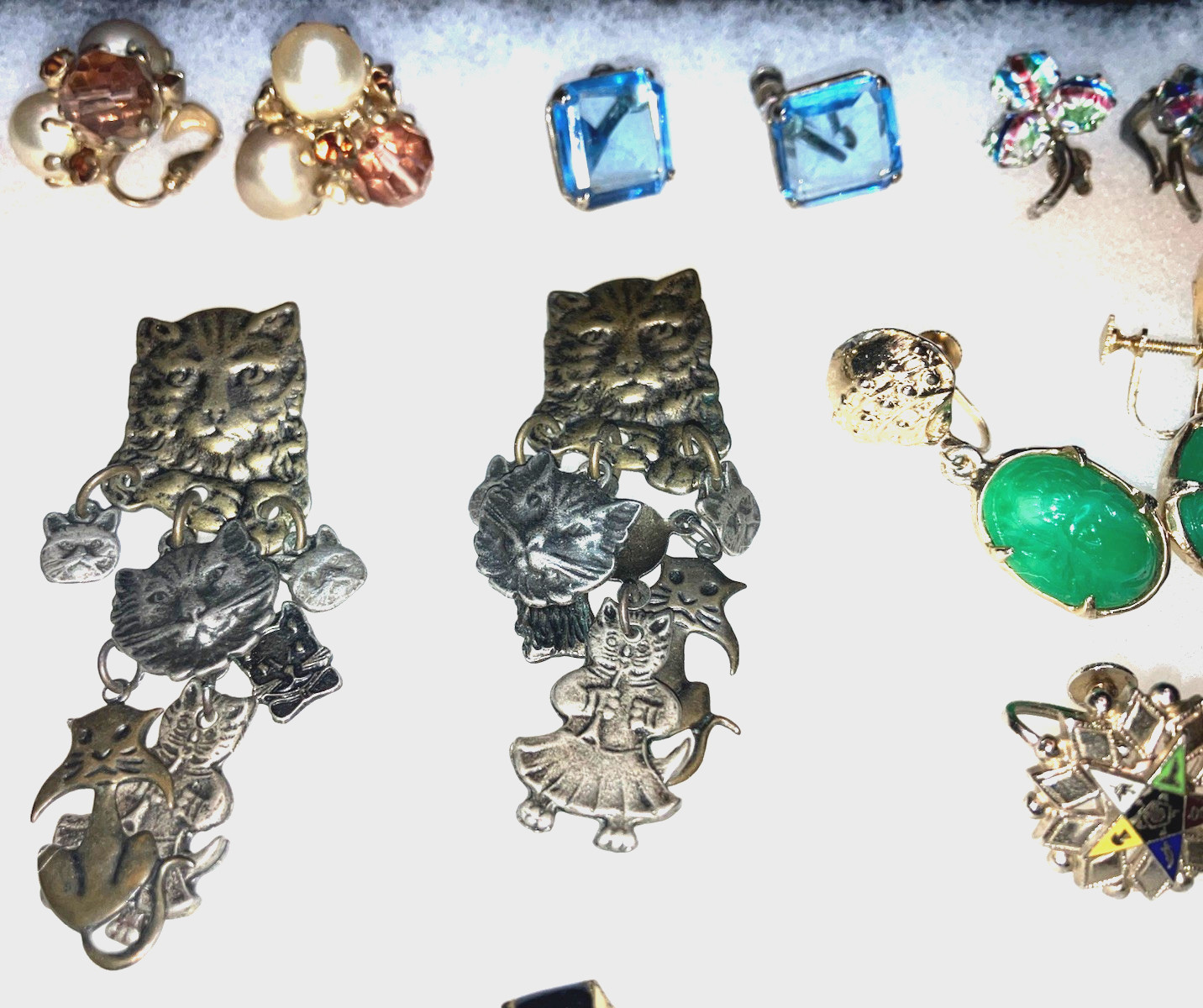 LOT OF 14 PAIRS OF VINTAGE ASSORTED STERL & Signed JEWELRY EARRINGS ALL WEARABLE