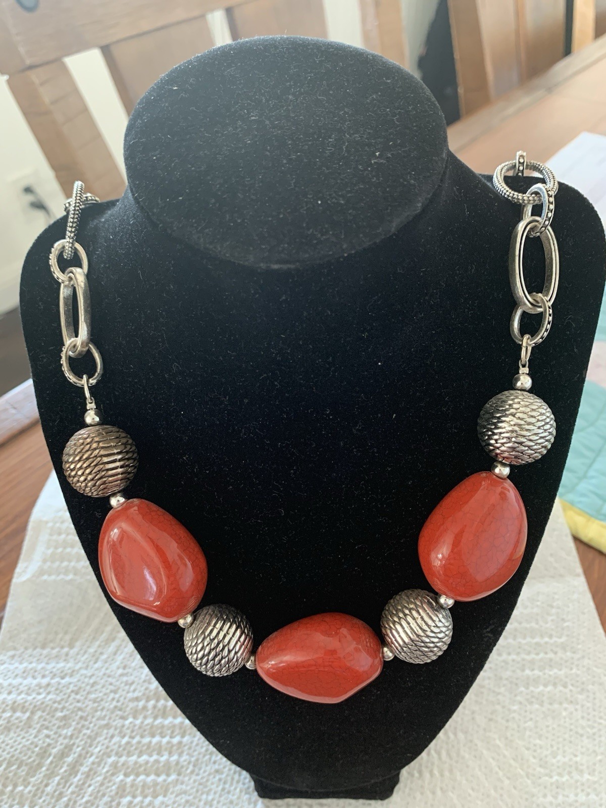 PREMIER DESIGNS Chunk Red Faux Stone Silver tone Bead 18-22″ Statement Necklace