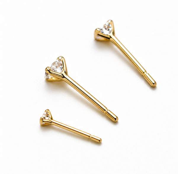 14K AU585 Gold Mini Zircon Stud Earrings Vintage 3mm Pairs