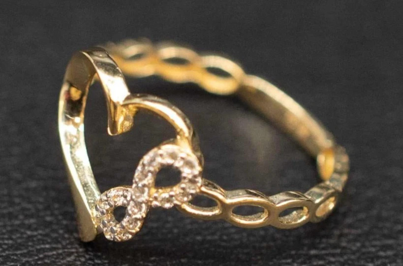 0.12TCW Round Cut White Moissanite Infinity Heart Shaped Ring 10K Yellow Gold FN