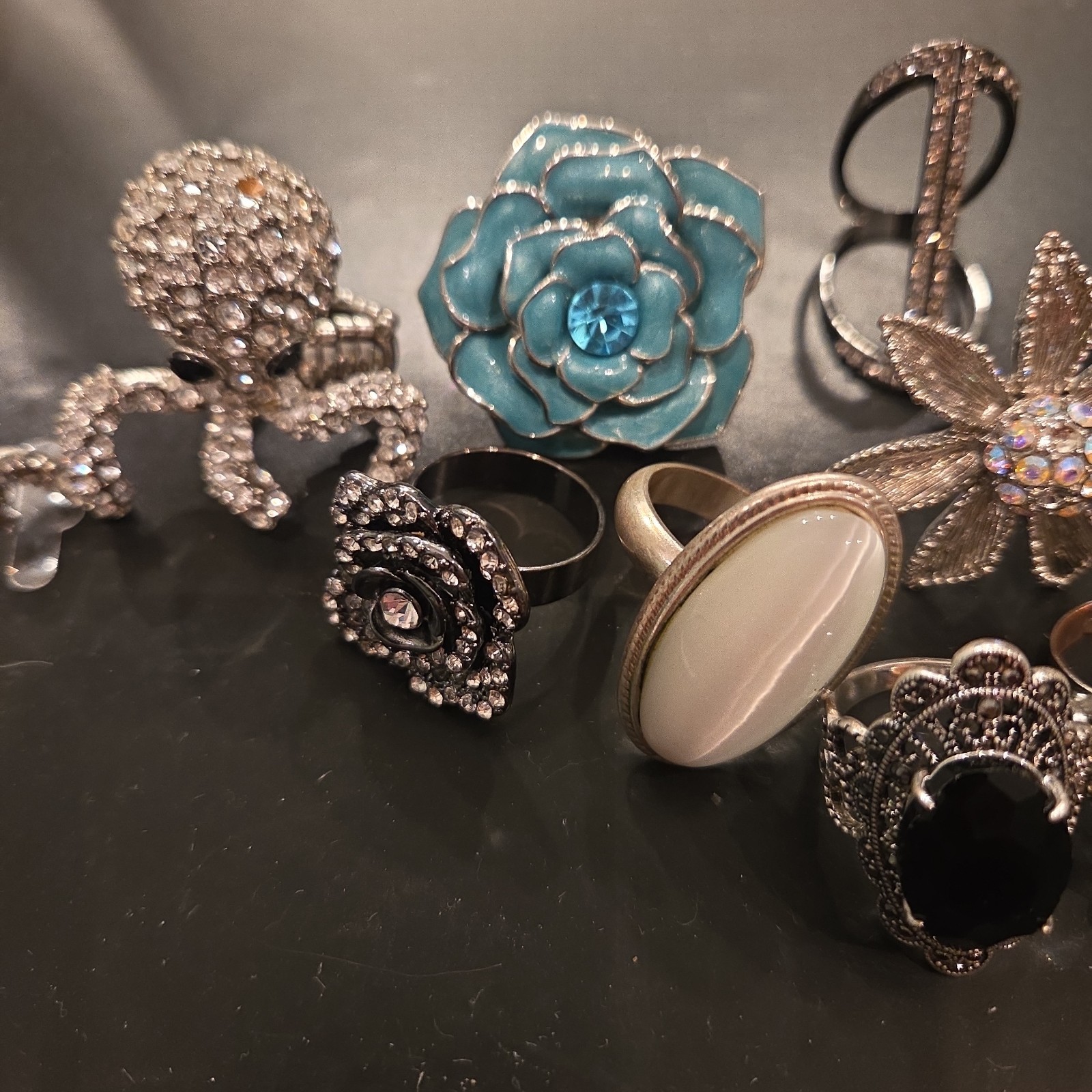 14pc Mixed Lot Vintage Style Rings & Stones, Gold & Silver Tone