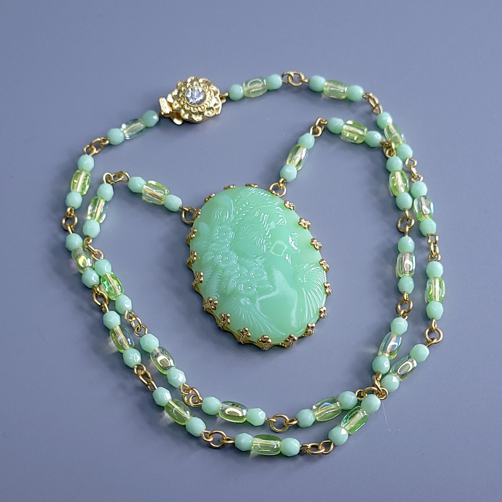 Uranium Glass Necklace 21” Cameo Pendant Vaseline Green Czech Beads