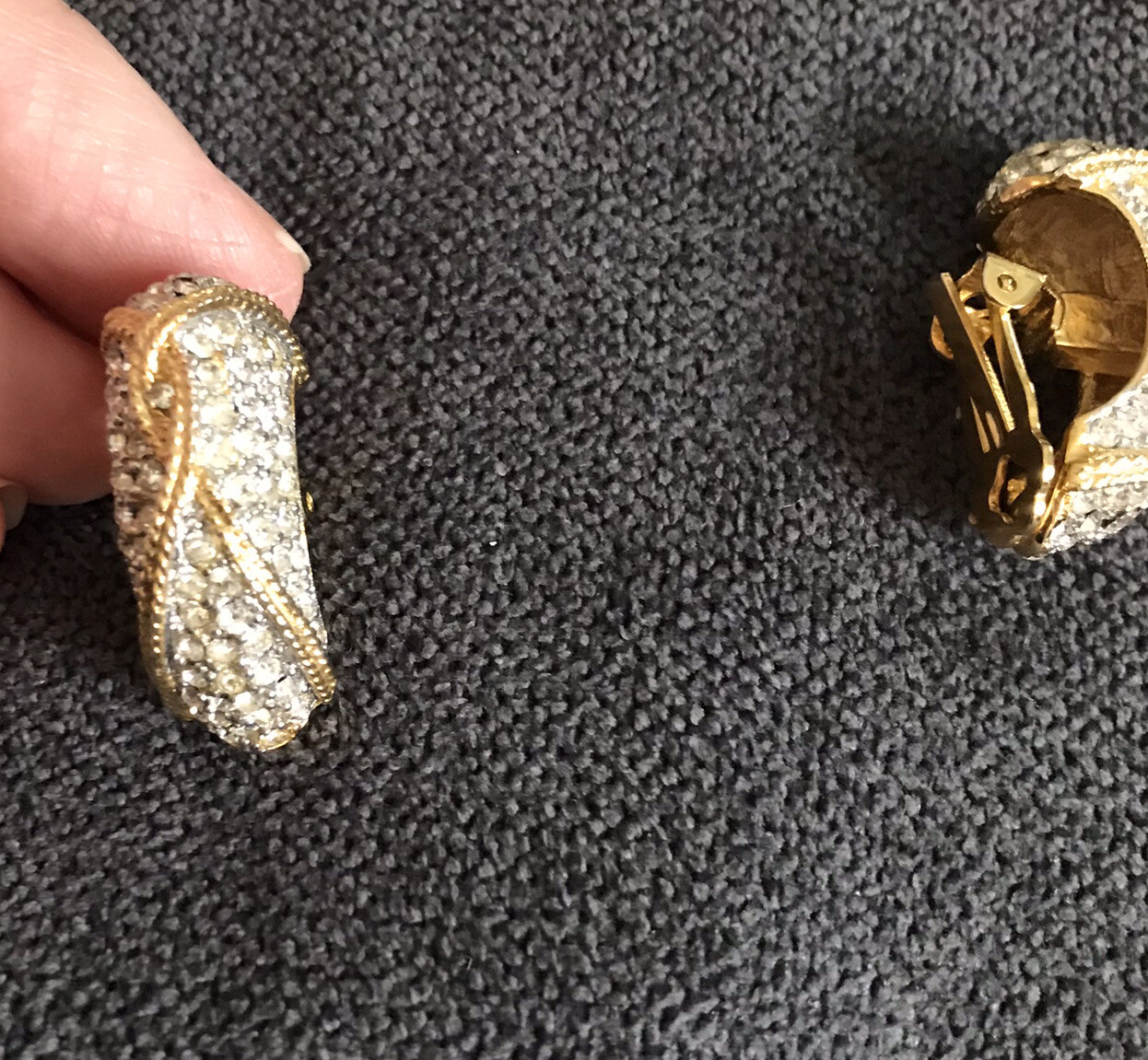 Earrings,Dressing~Gold-Tone+CZ Sparkling Rhinestones w/Gold trim-clip on~Pre-Own