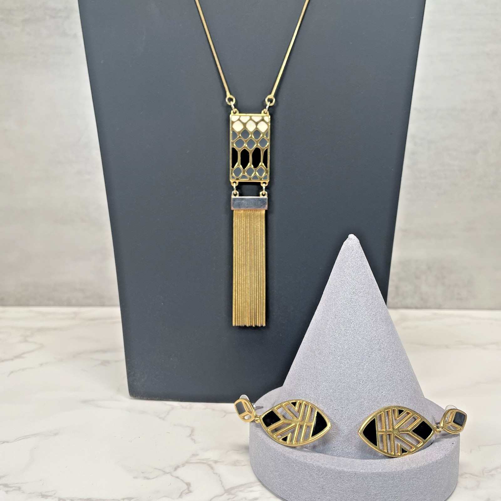 Foxy Made in Canada Gold Tone Multi Color Enamel & Fringe Pendant & Earrings Set