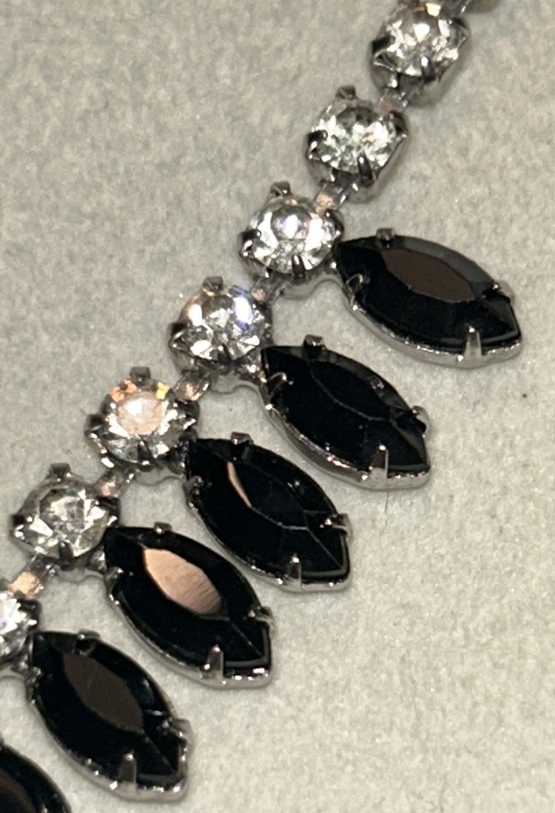 Joseph Warner Signed Black Glass Rhinestone Bib Necklace Vintage Mid Century 15”