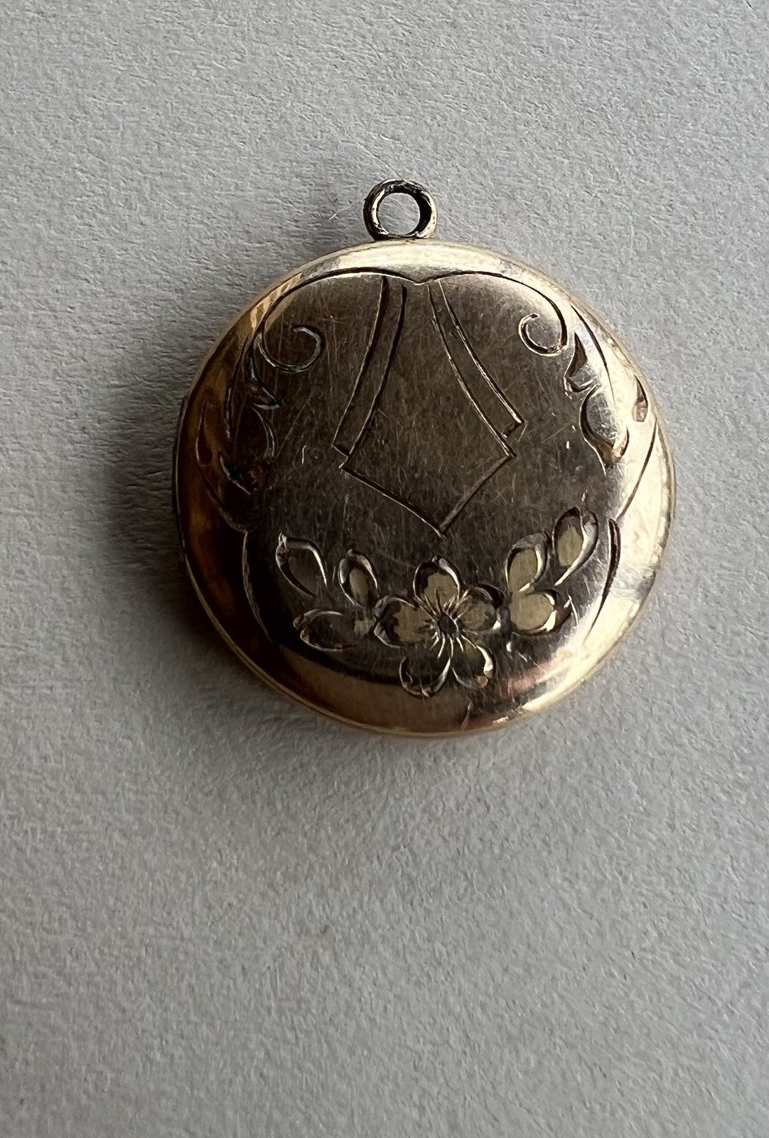 Antique Childs Gold Locket Simple Engraving No Metal Content Marks