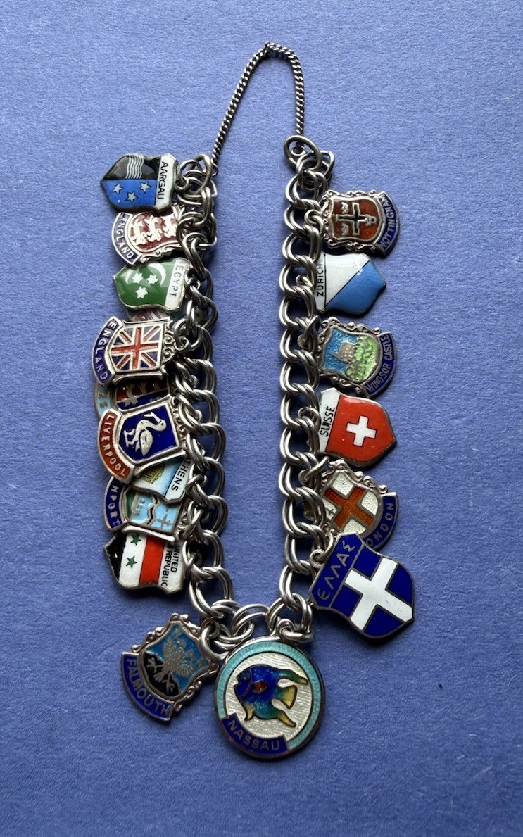 VTG Silver 18 European Travel Charm Bracelet Enamel Shields Flags – 800/900/925