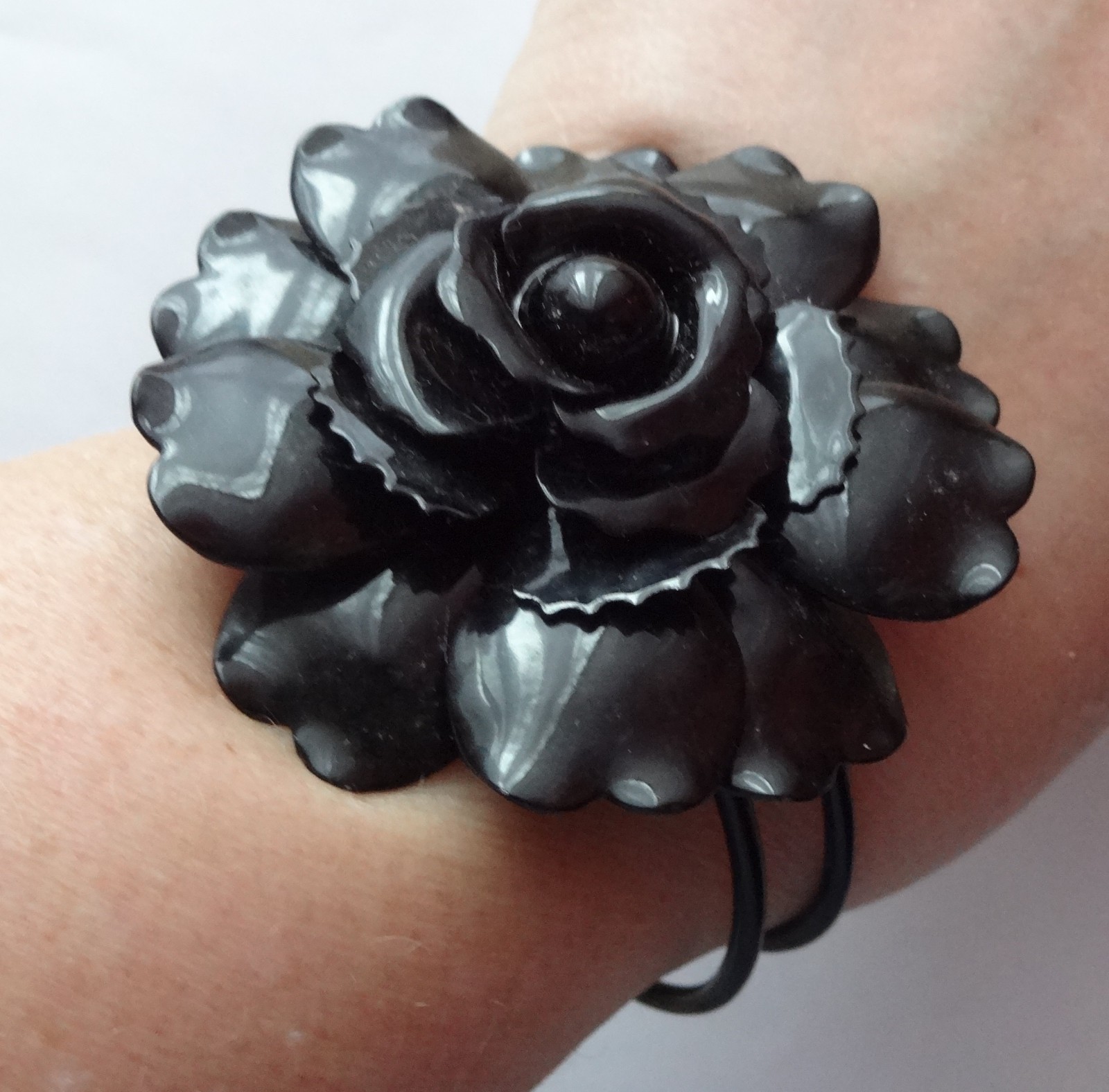 Vtg Chunky Black Enamel Metal Rose Flower Clamper Bracelet Rare Mourning