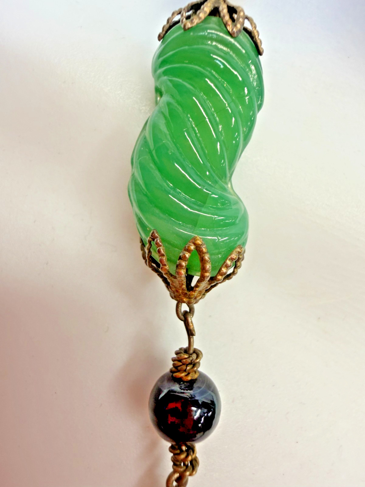 Vintage Necklace Art Deco Green Art Glass Brass Filigree Pendant 20 Inches PJ