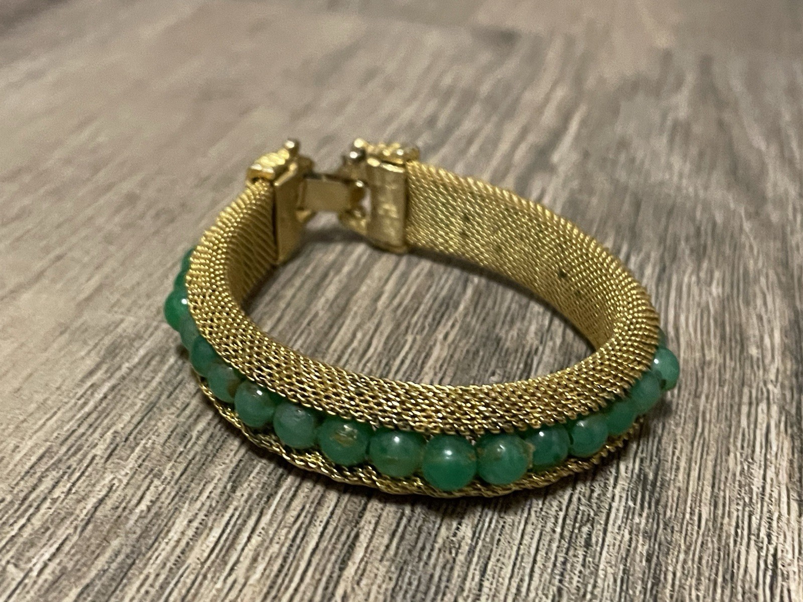 Vintage Gold Tone Woven Mesh Bracelet Green Plastic Beads Wide Bracelet