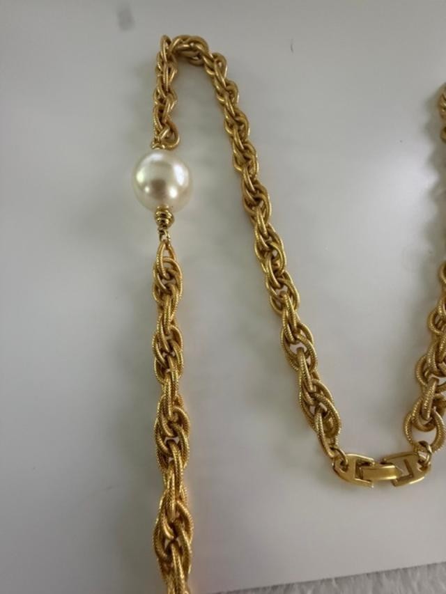 Vintage Napier Gold Tone Faux Pearl Station Chain Necklace 36″