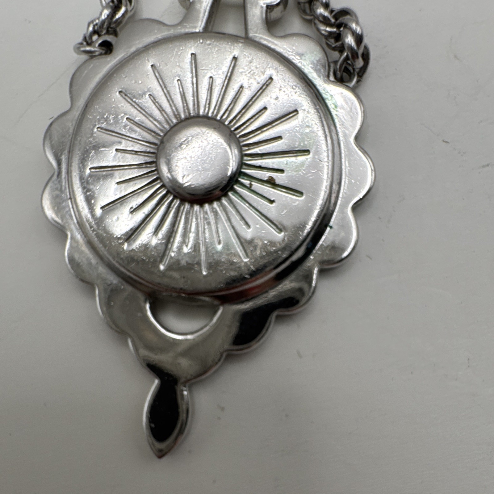 Vintage Silver Tone Sunburst Dangle Chain Brooch Pin Monet Unisex adults