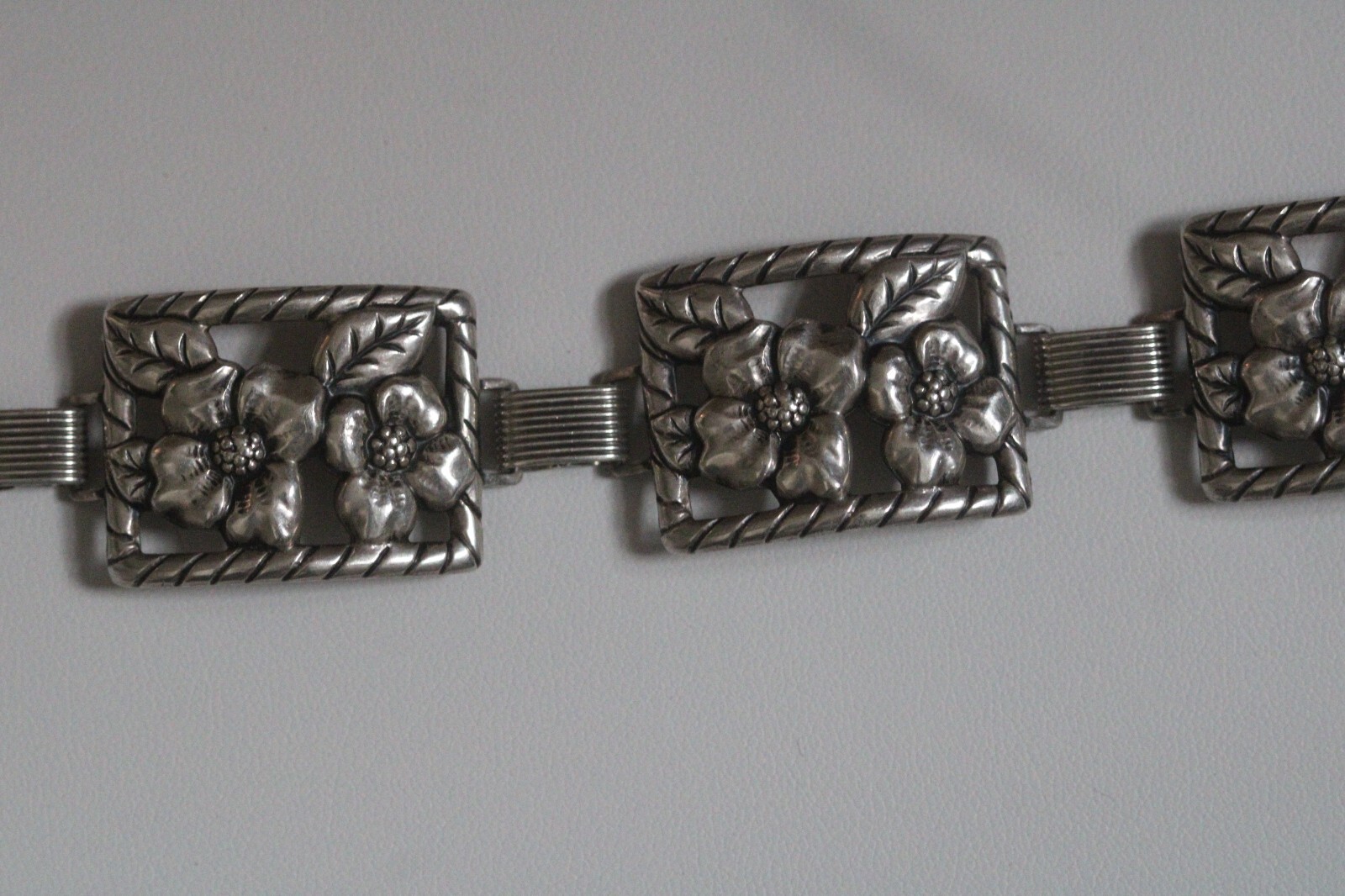 Vintage c. 1940’s Danecraft Felch & Co. Sterling Silver Floral Panel Bracelet