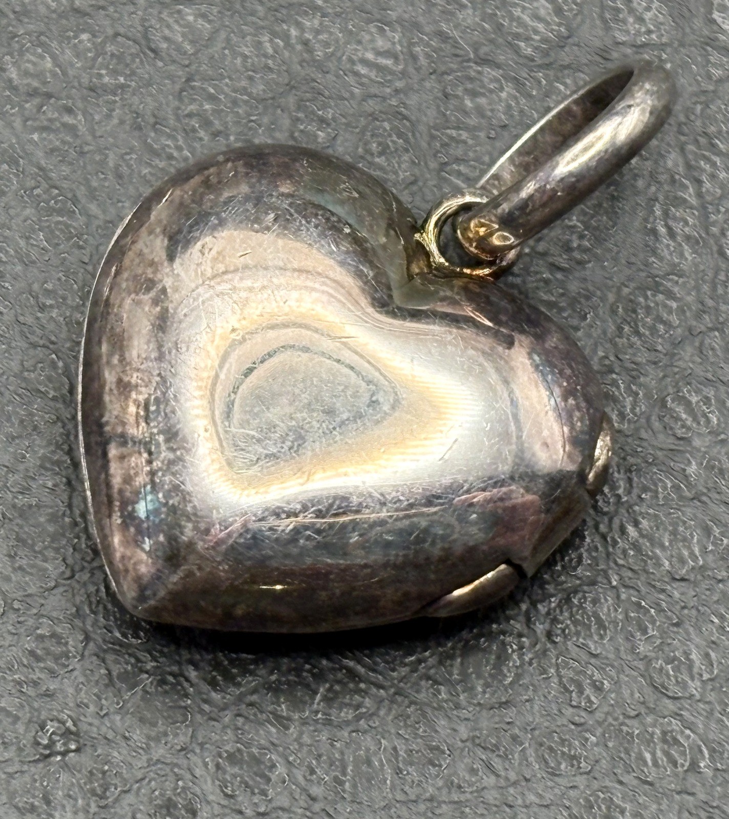 VTG Sterling Silver Oxidized Puffy Heart 2 Photo Picture Locket Pendant Charm