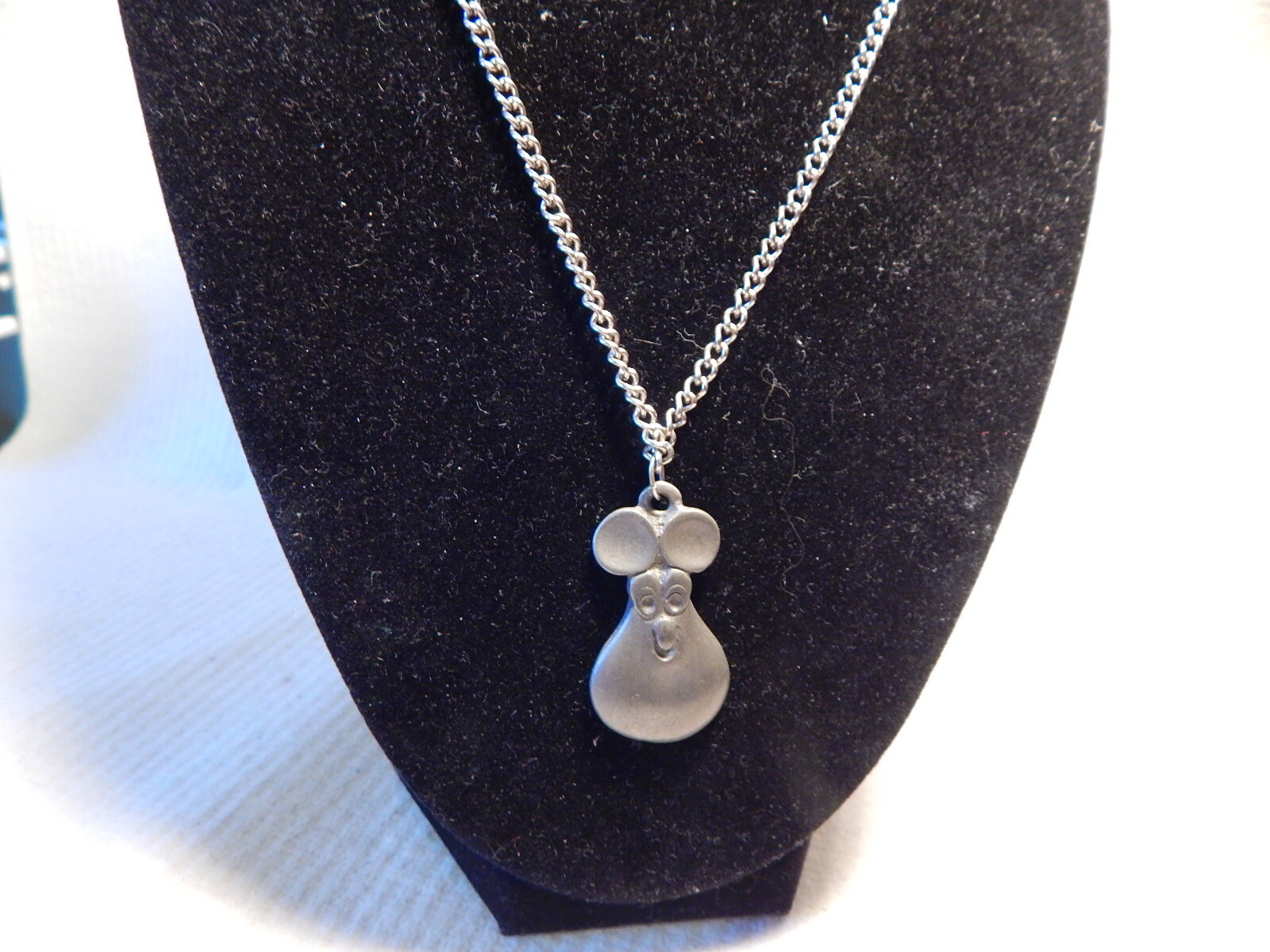VTG 1980S PEWTER MOUSE NECKLACE 634 EH FH ? PENDANT